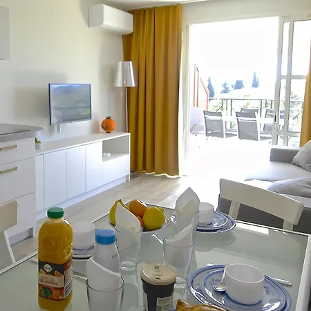 Le Village - Vj 107 By Interhome * Saint-Raphaël