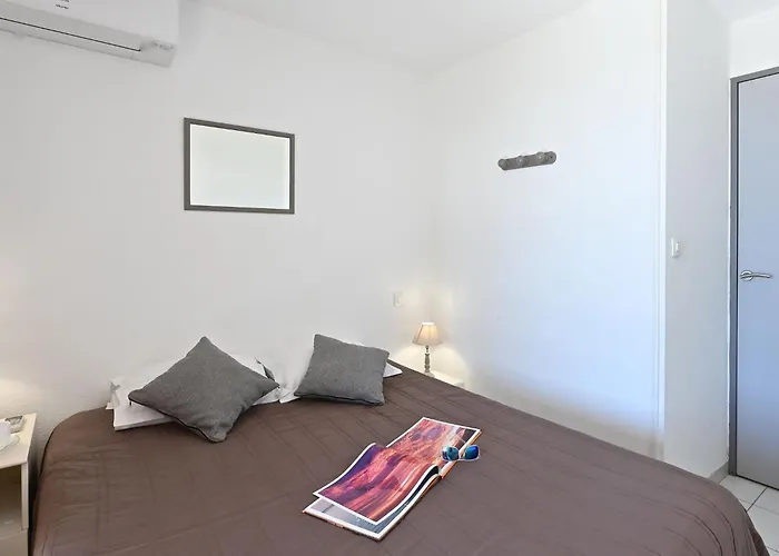 Le Village - Vj 107 By Interhome * Saint-Raphaël